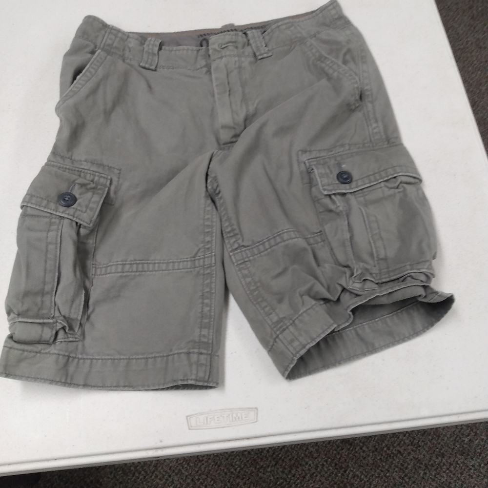 Old Navy Size 28 Gray Cargo Shorts